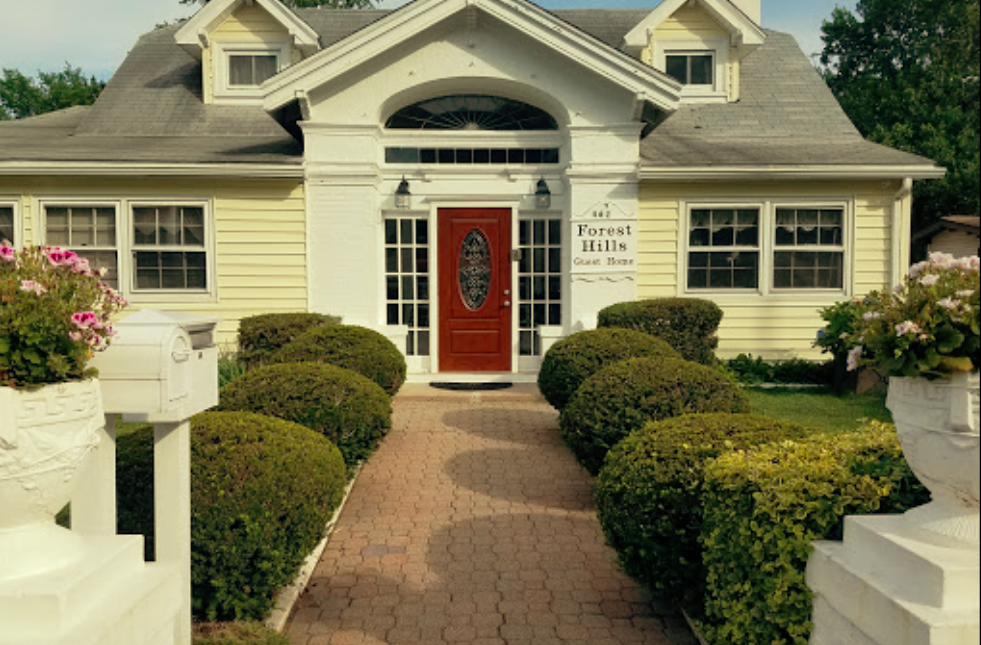 Forest Hills Guest Home